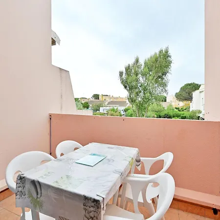Homely Retreat In With Pool Apartment